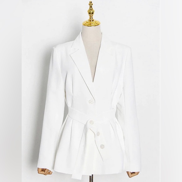 ZCRAVE MONTE Blazer w Corset Belt. Size Small. Fabulous 🤩 SALE PRICE firm! - Picture 7 of 14